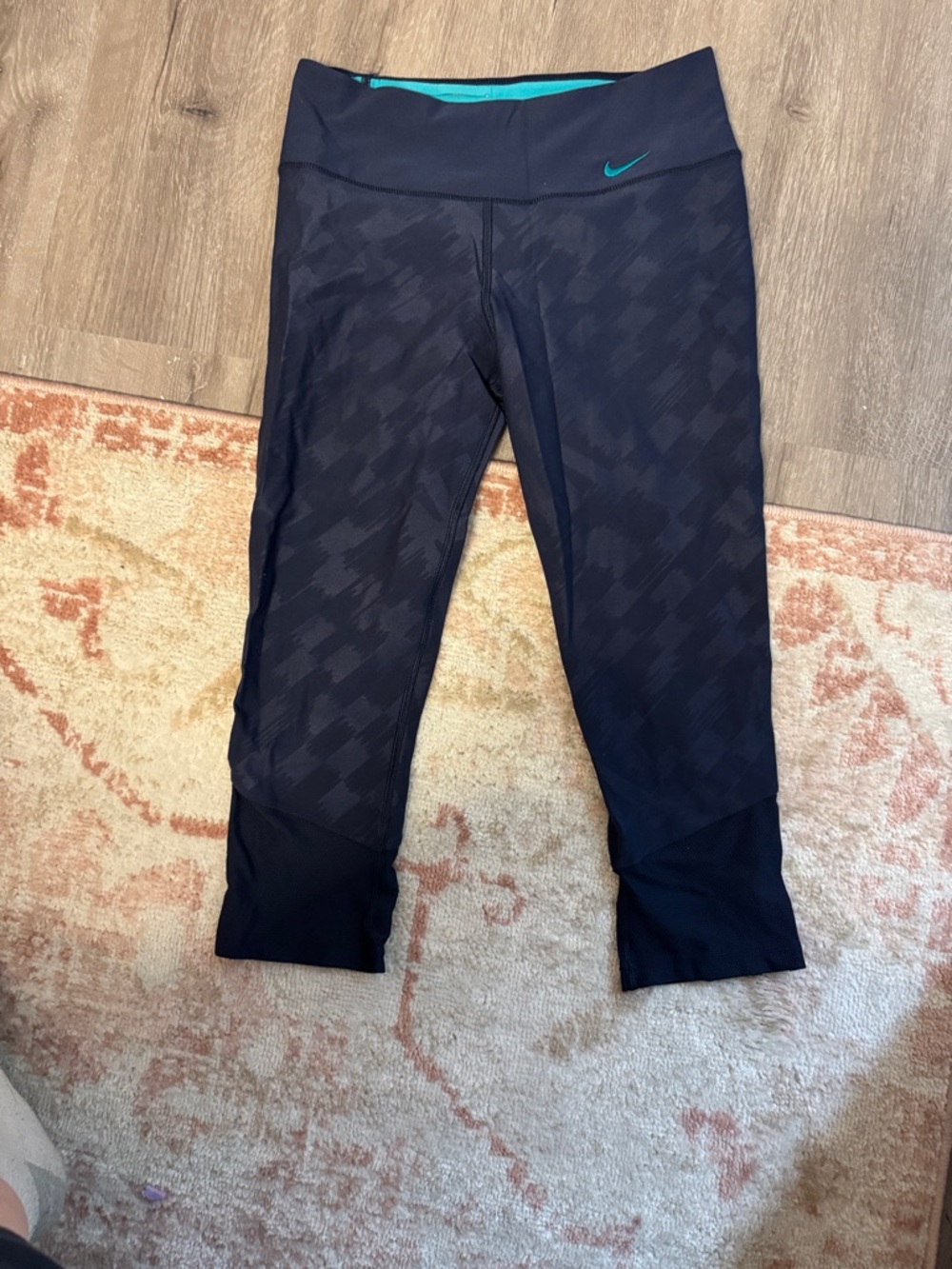 Nike navy Capri Leggings with Teal Accent